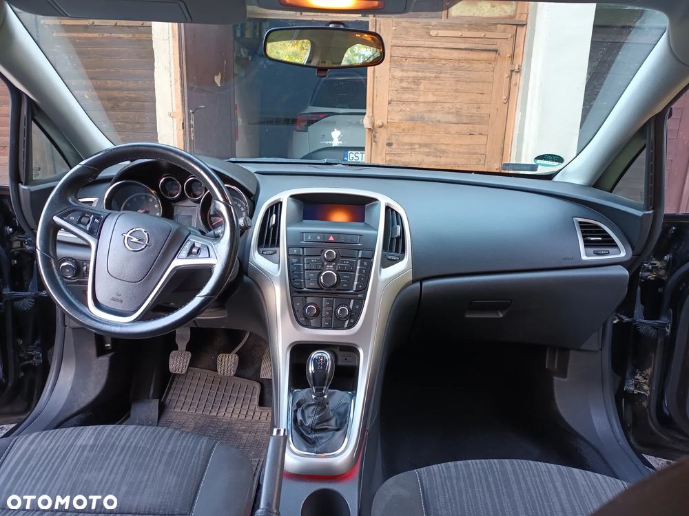 Opel Astra - 11
