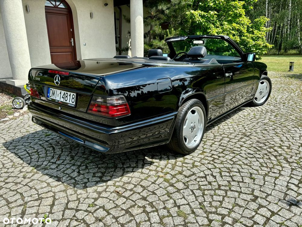 Mercedes-Benz Klasa E - 2