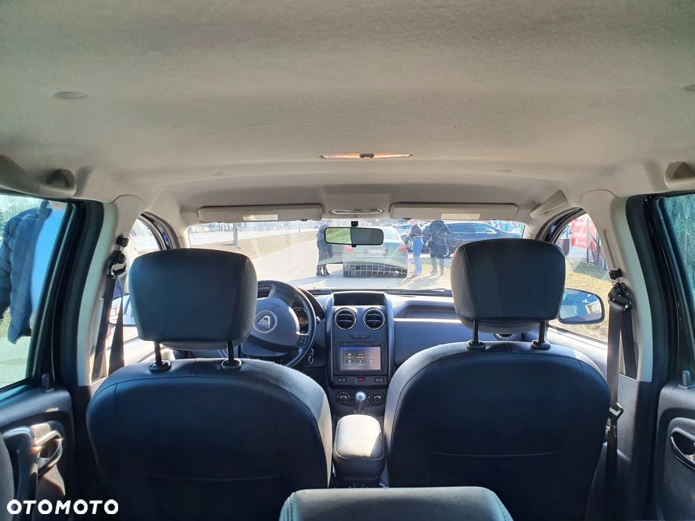 Dacia Duster 1.2 TCe Laureate S&S EU6 - 23