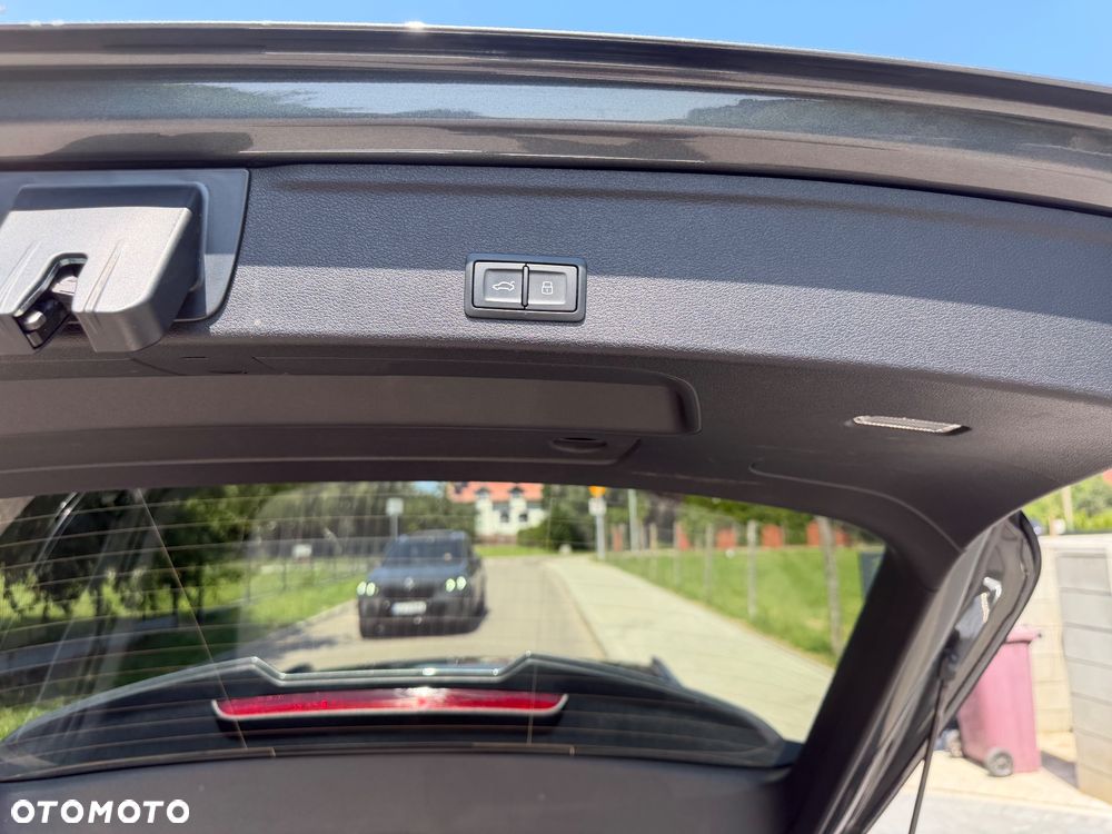 Audi A4 Avant 40 TDI mHEV S Line S tronic - 15
