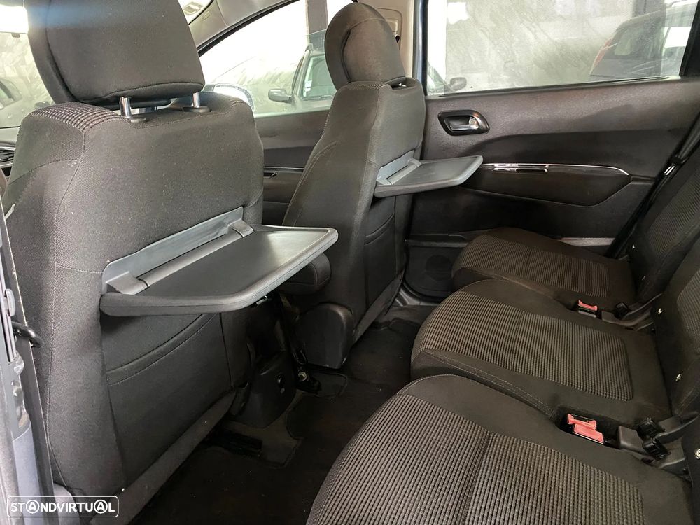 Peugeot 5008 1.6 HDi Premium - 13
