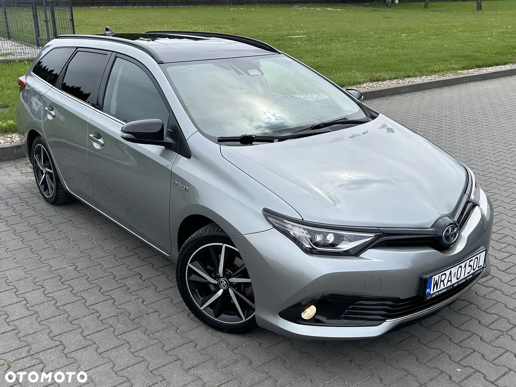 Toyota Auris - 13