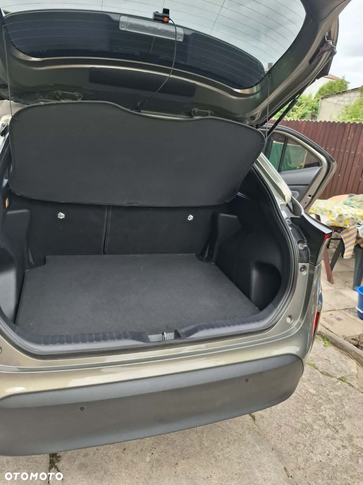 Toyota Yaris Cross Hybrid 1.5 Comfort 4x4 - 7