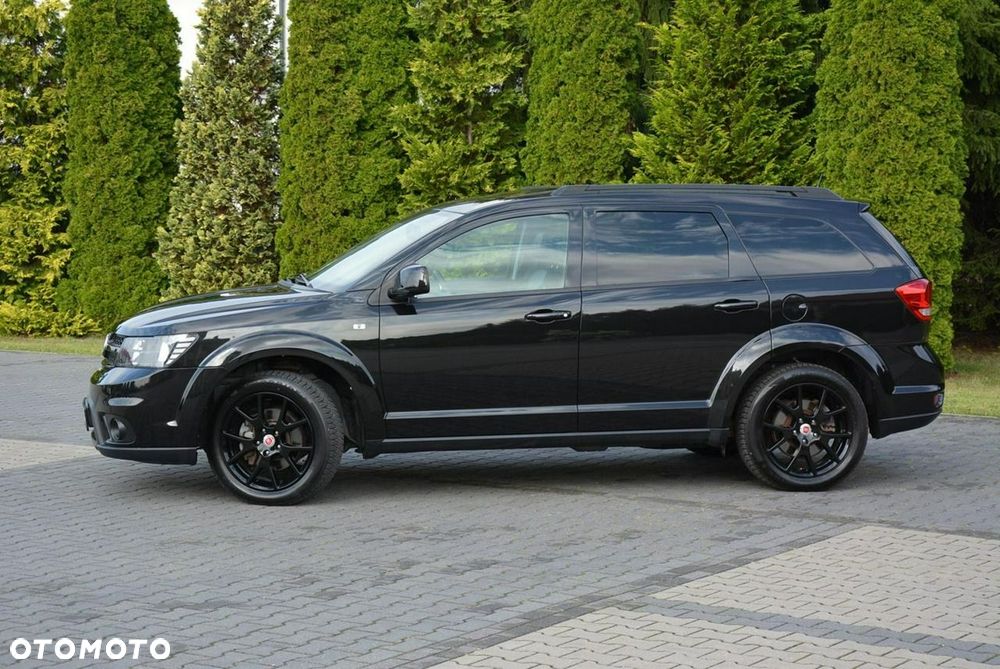 Fiat Freemont 2.0 Multijet Black Code AWD - 4