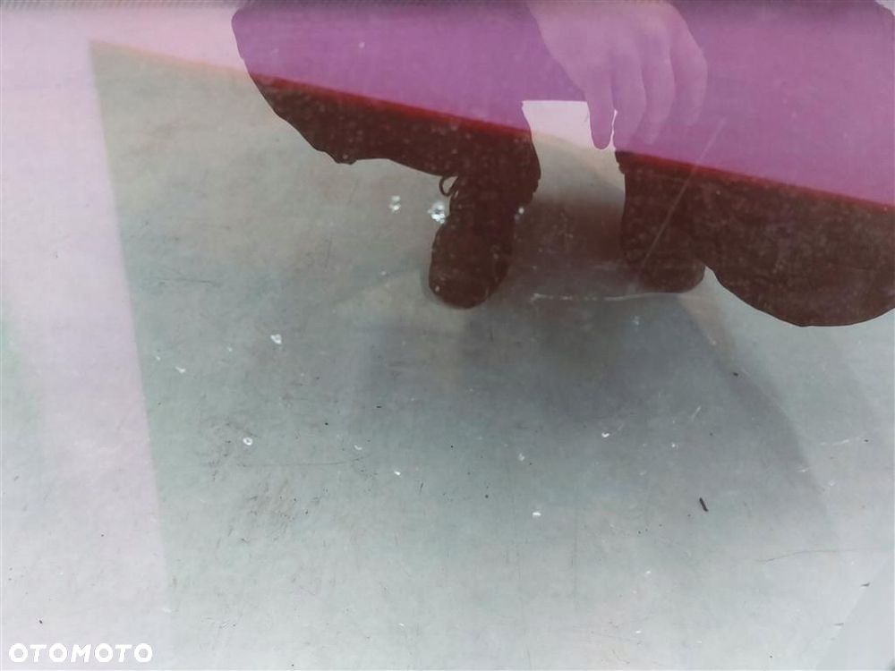 Szyba boczna tył lewa VW Transporter T5 2003-2009 7H1845331M - 2