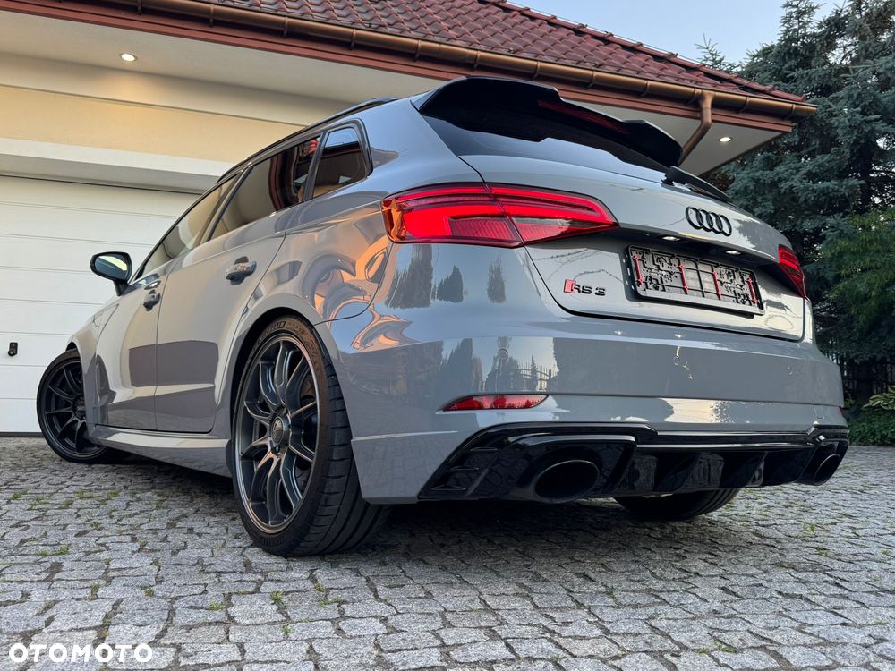 Audi RS3 Sportback S tronic - 10