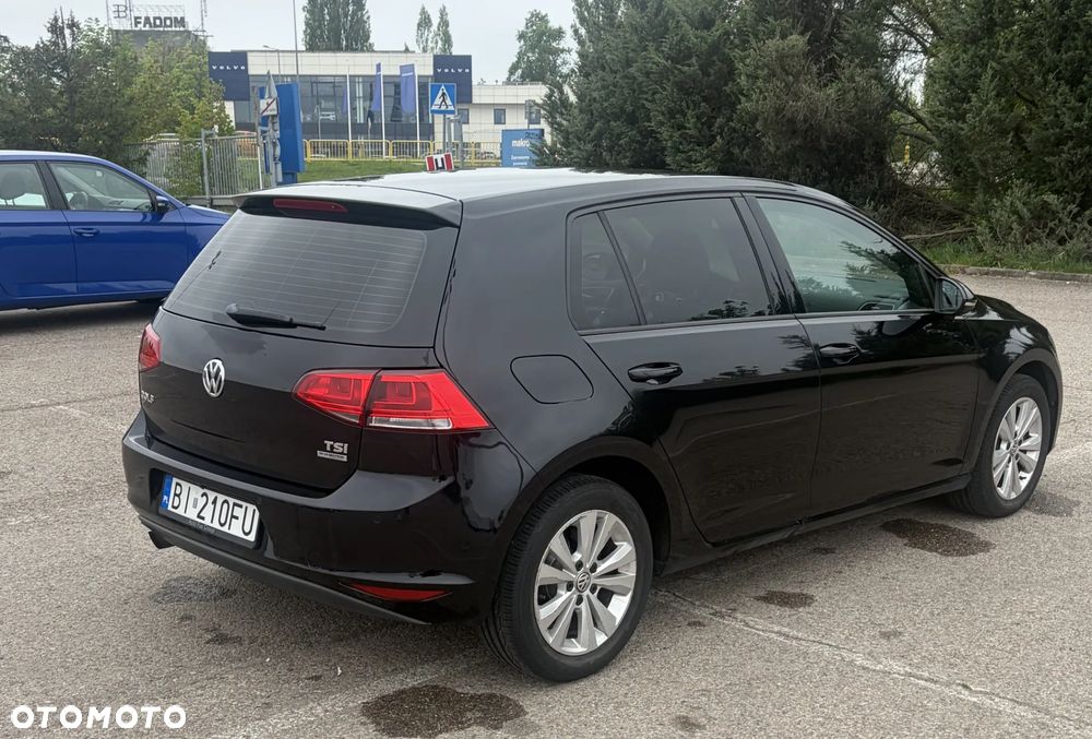 Volkswagen Golf 1.2 TSI BMT Comfortline - 4