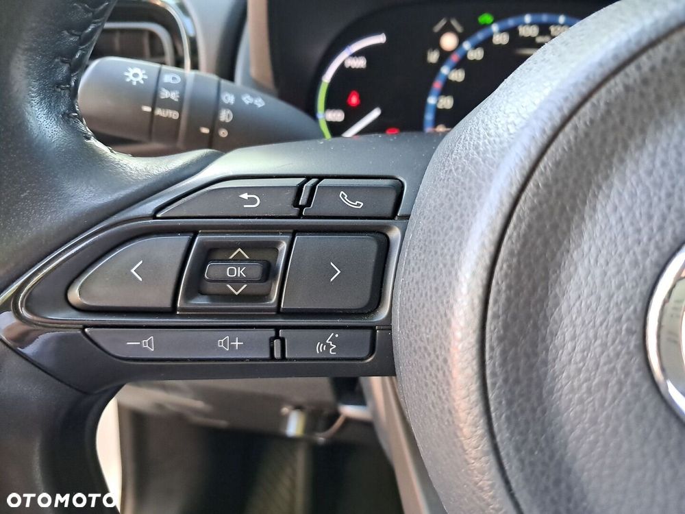 Toyota Yaris Cross Hybrid 1.5 Comfort 4x4 - 20