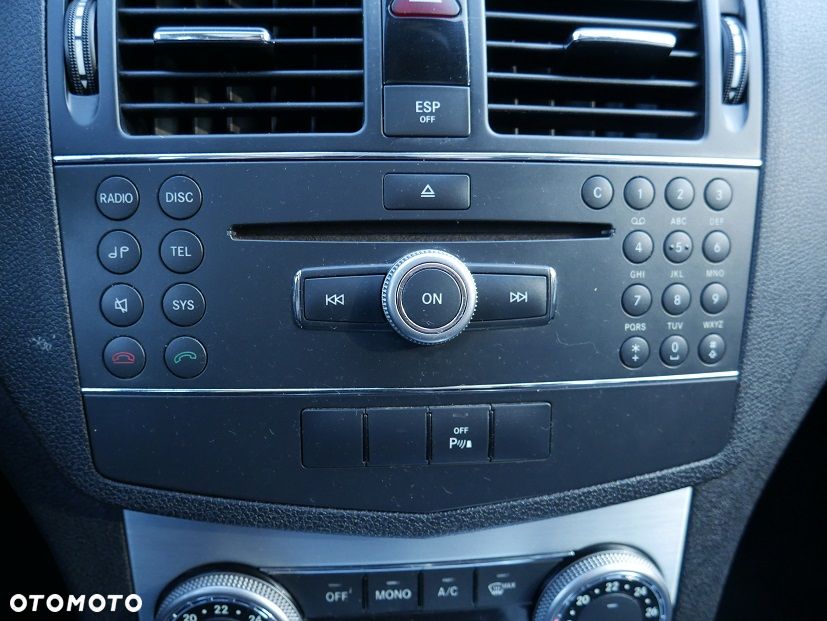 Mercedes-Benz Klasa C 200 Avantgarde Edition - 18