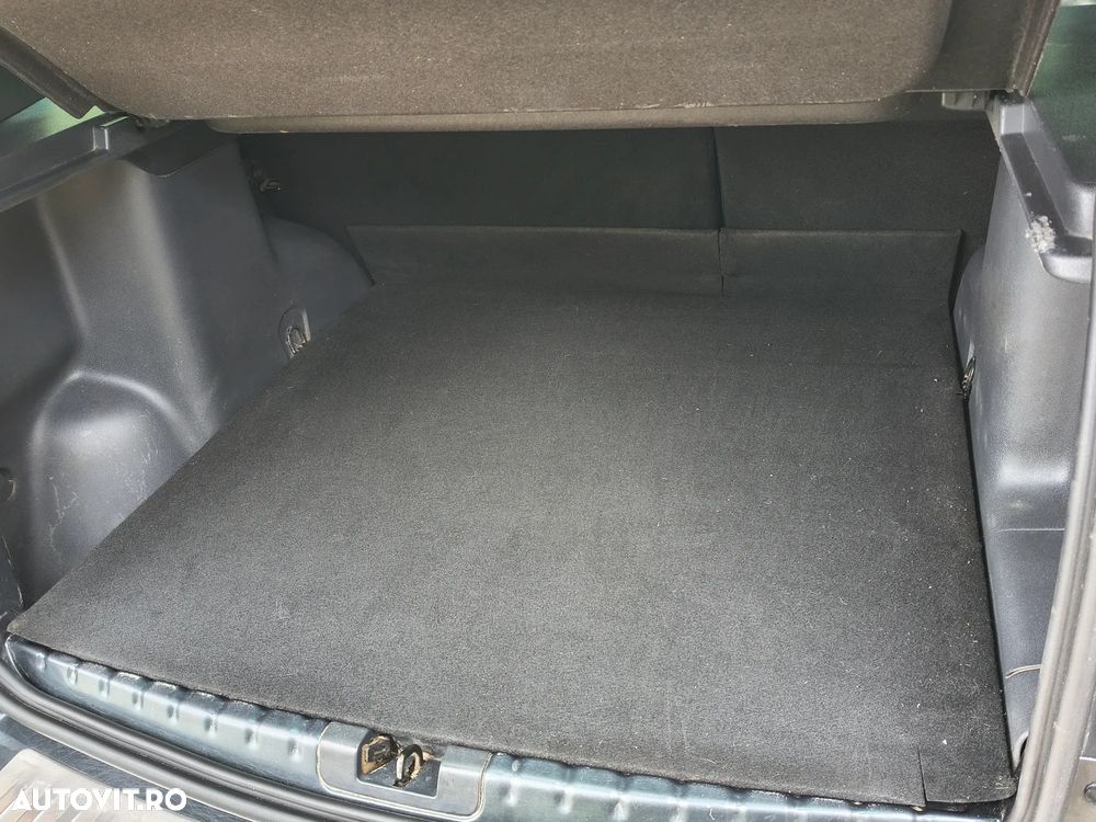 Dacia Duster 1.5 dCi 4x4 Prestige - 25