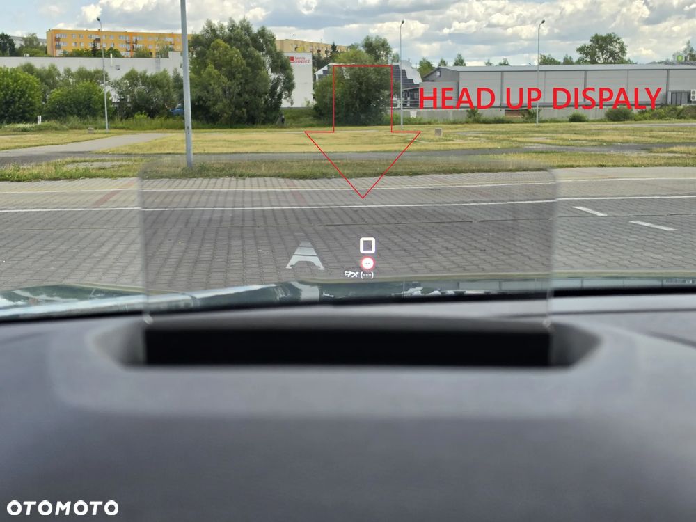 Citroën C4 PureTech 130 Stop&Start EAT8 SHINE - 5