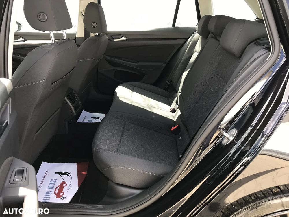 Volkswagen Golf 1.5 TSI ACT Life - 15