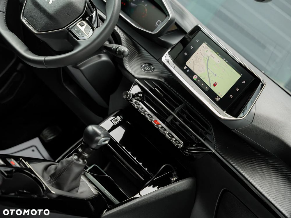 Peugeot 2008 PureTech 130 Stop&Start Allure - 24