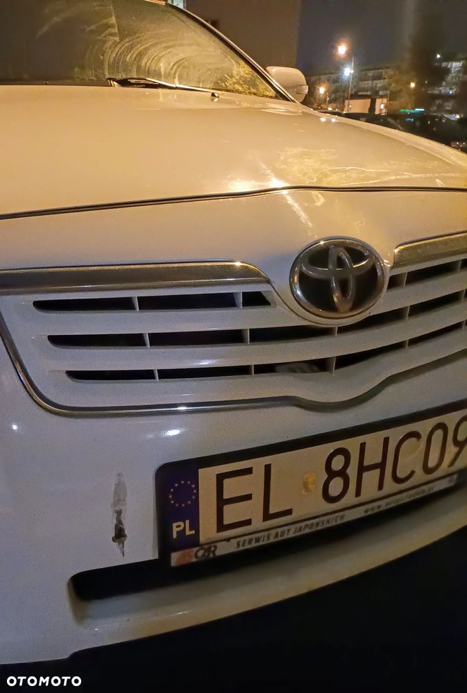 Toyota Avensis 1.8 VVT-i Sol - 19