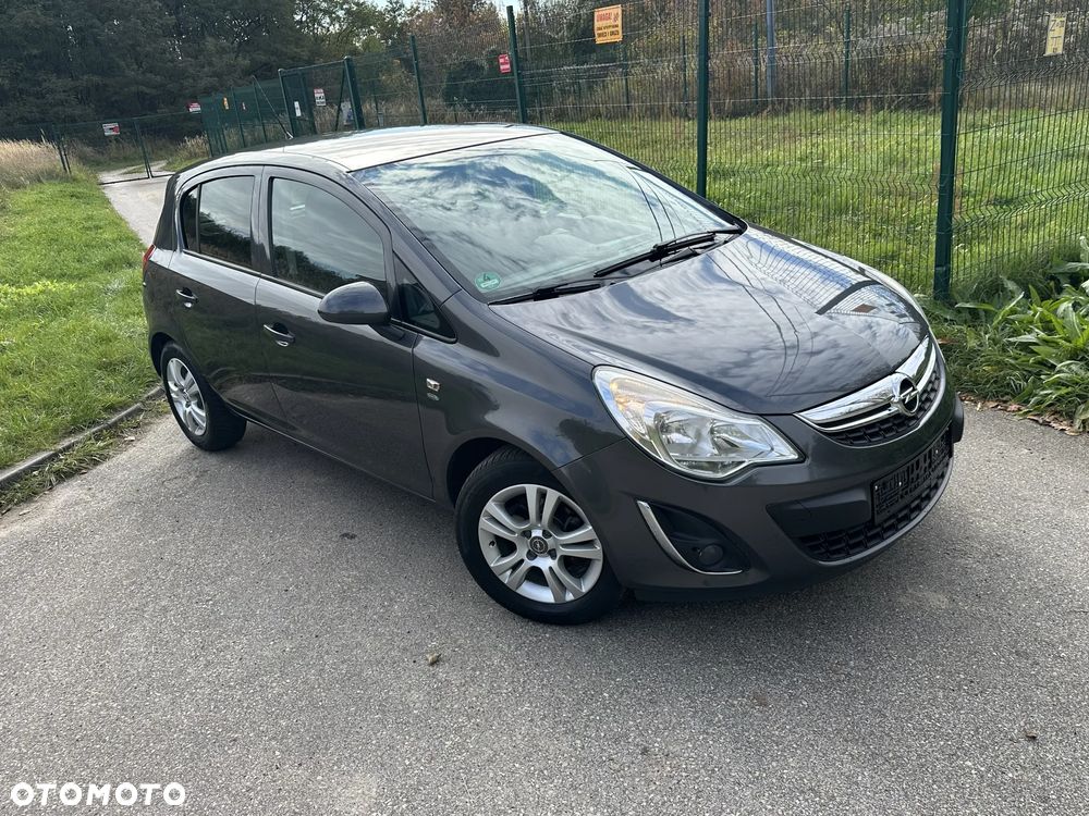 Opel Corsa 1.4 16V Satellite - 4