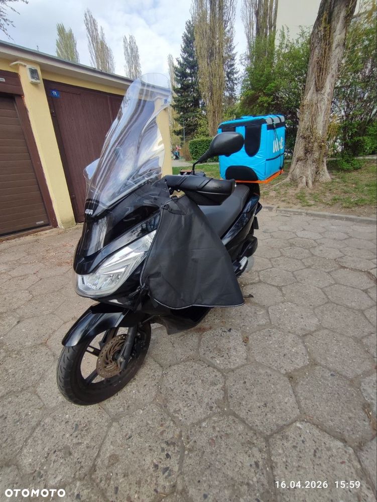 Honda PCX - 1