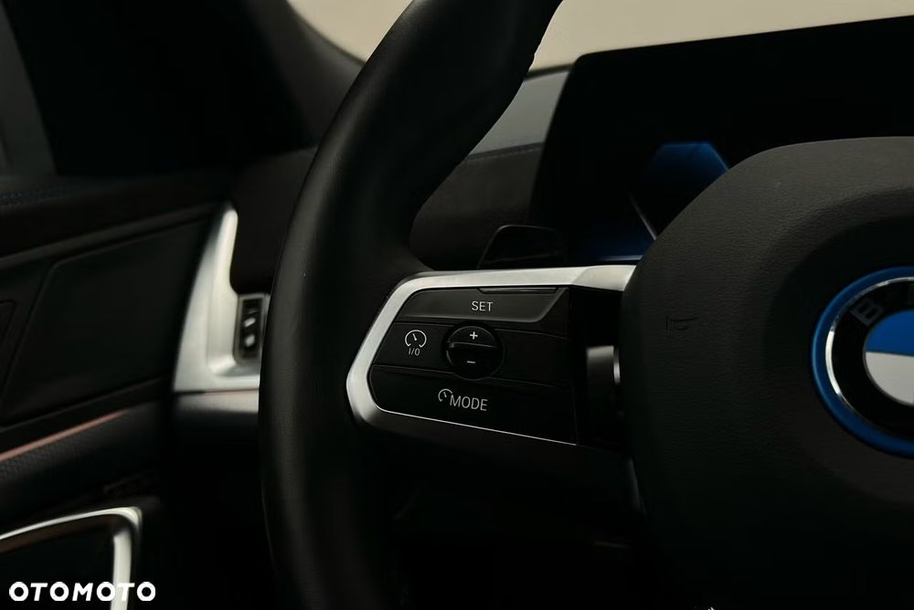 BMW iX2 xDrive30 66.5kWh - 9
