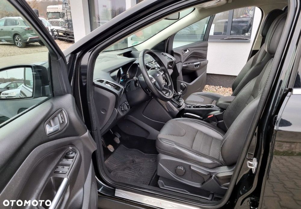 Ford Kuga - 5