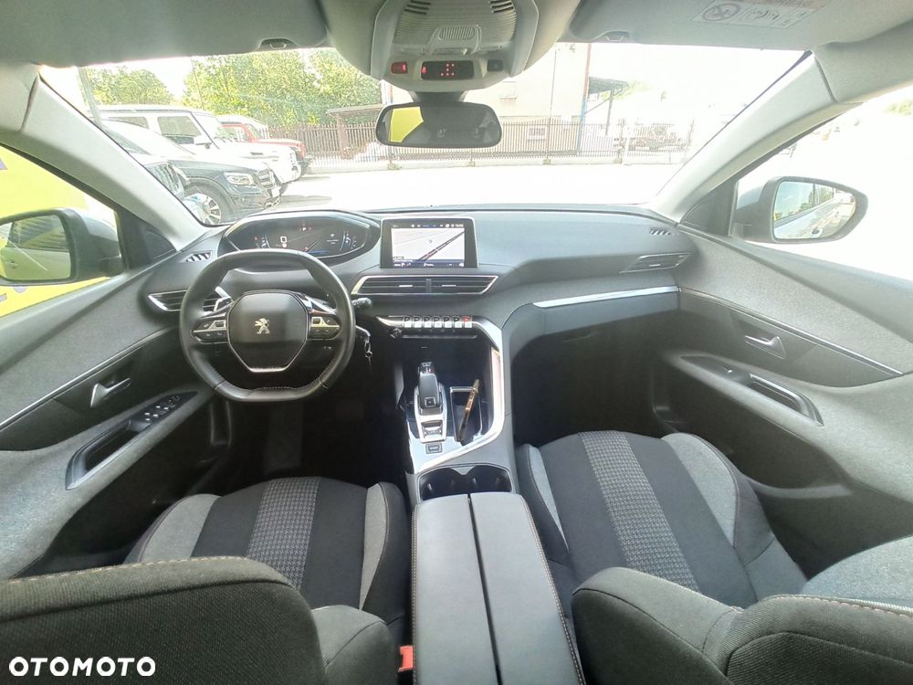 Peugeot 5008 - 15