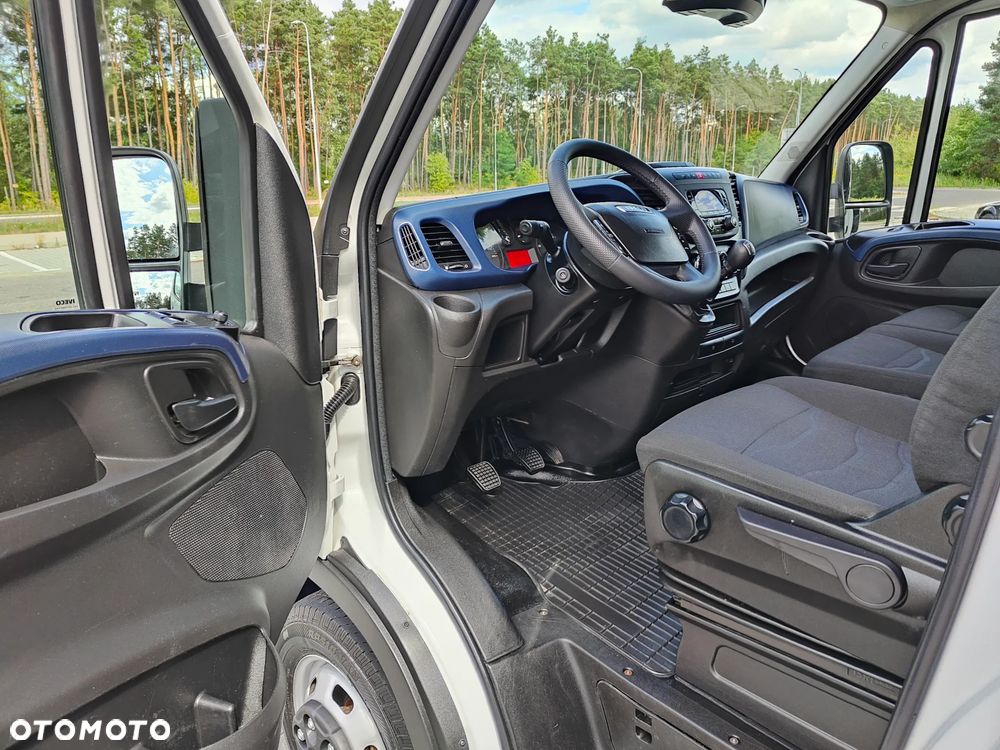 Iveco DAILY 50/35C15 BLIŹNIAK** Skrzynka+Plandeka+1x FIRANKA + PAKA dł.505cm/szer.246cm** POLSKI SALON** 210 tyś KM** DMC do 3.5T kat.B** - 12