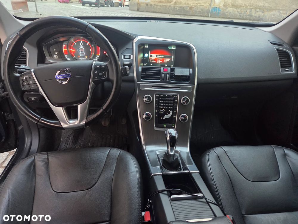 Volvo XC 60 D4 Summum - 7