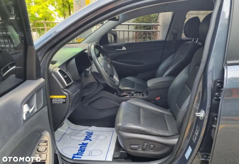 Hyundai Tucson 2.0 CRDi Premium 4WD - 8