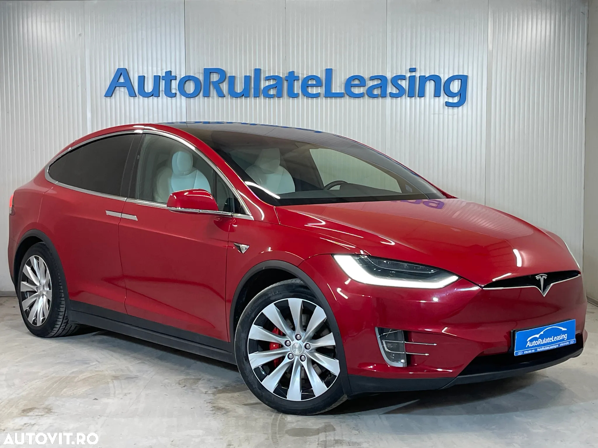 Tesla Model X Performance - 3
