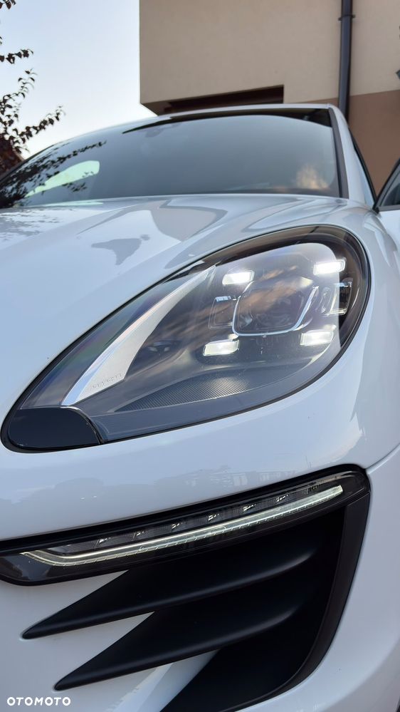 Porsche Macan - 14