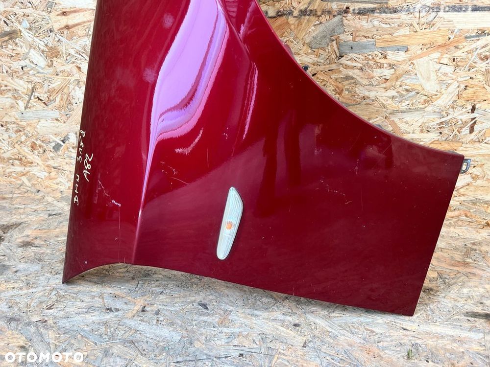 BŁOTNIK prawy BMW E90 Kombi lift E91 Kod lakieru: A82 - 7