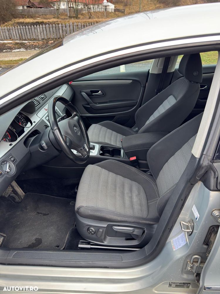 Volkswagen Passat CC - 11