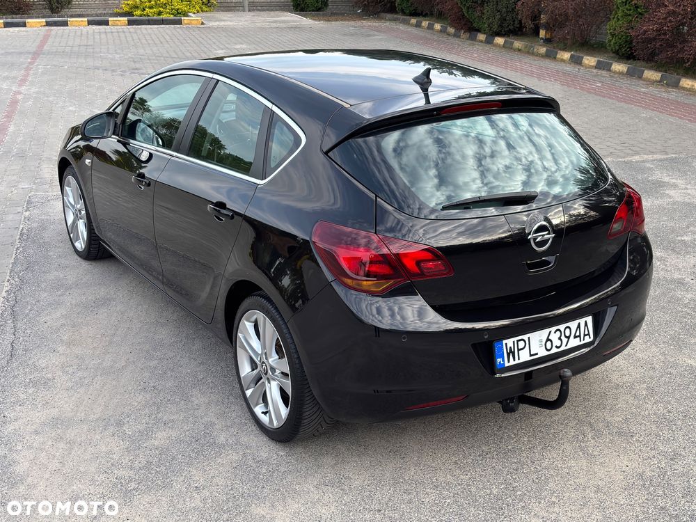 Opel Astra - 16