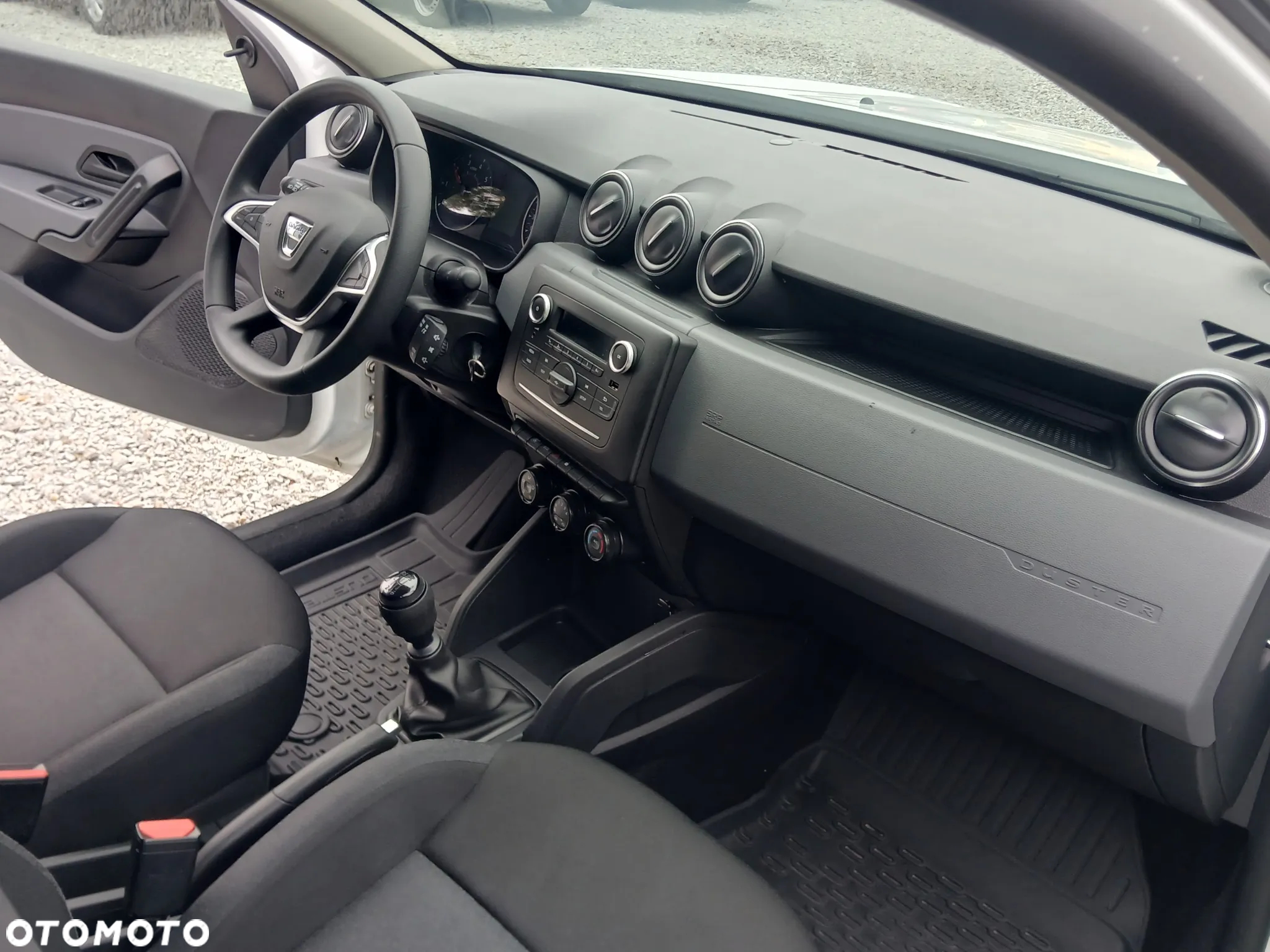Dacia Duster 1.0 TCe Essential - 18