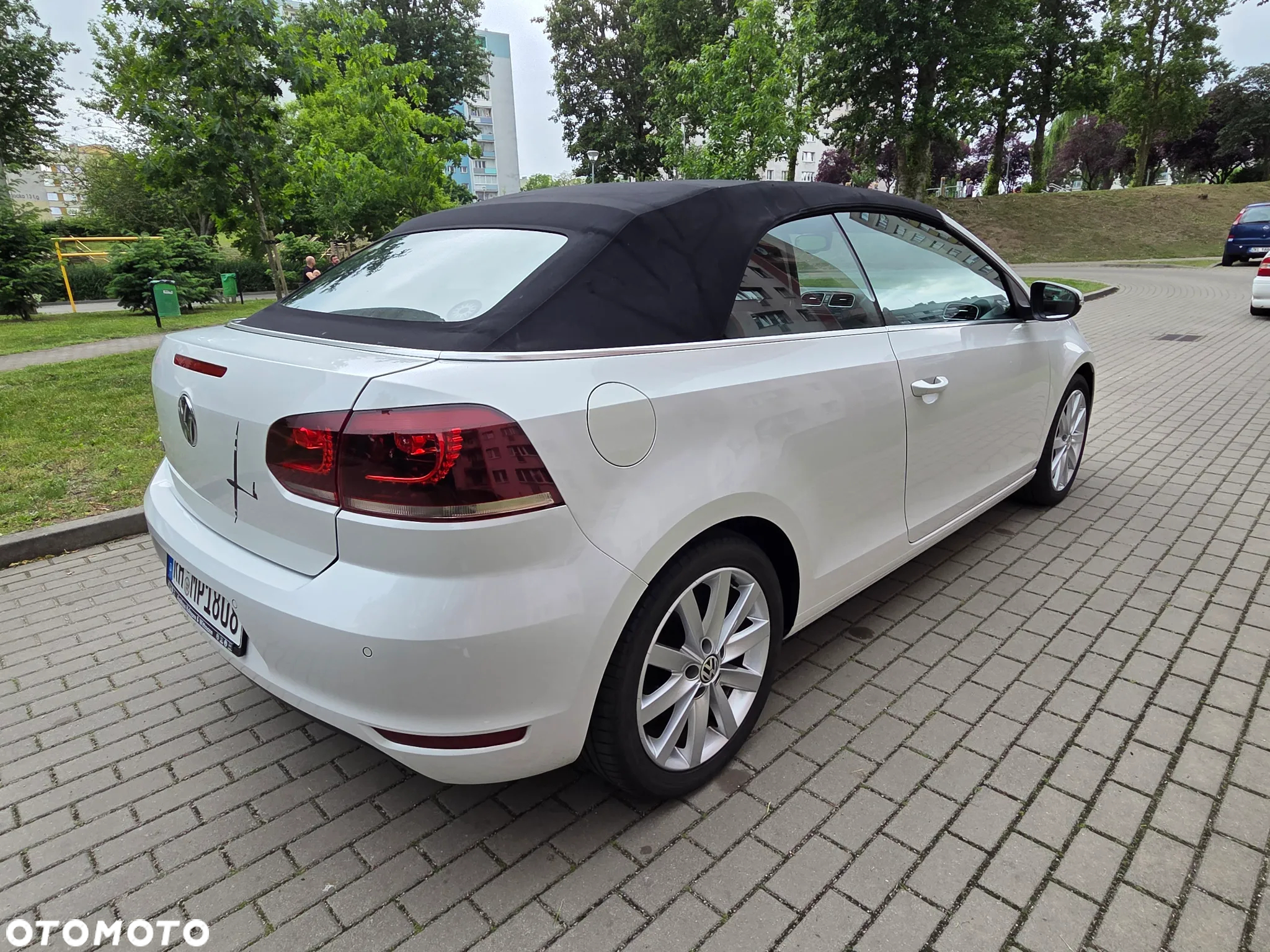 Volkswagen Golf Cabrio 1.6 TDI Exclusive - 6