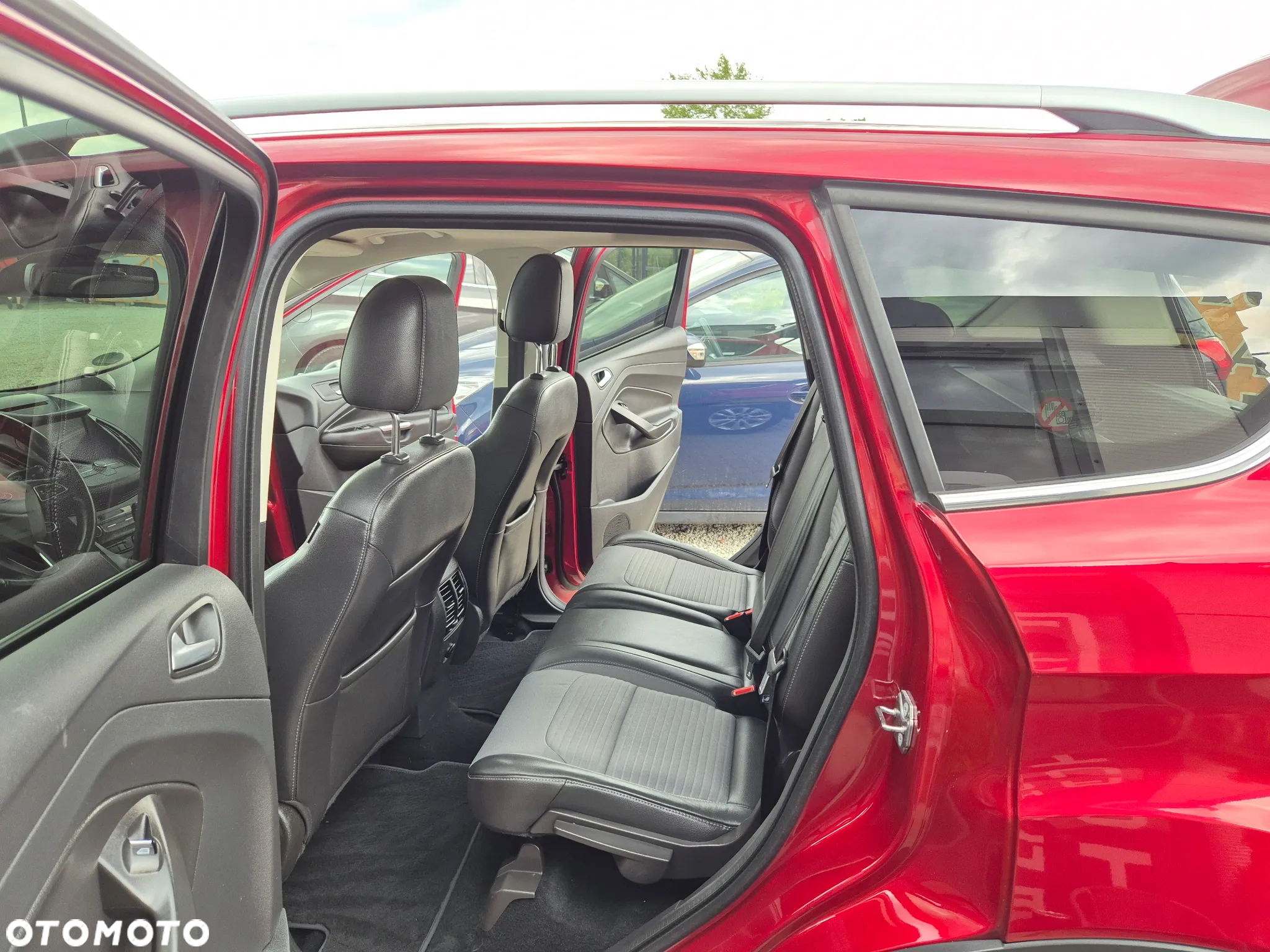 Ford Kuga 2.0 TDCi AWD Titanium - 12