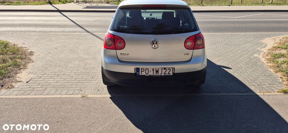 Volkswagen Golf 1.4 FSI Comfortline - 4