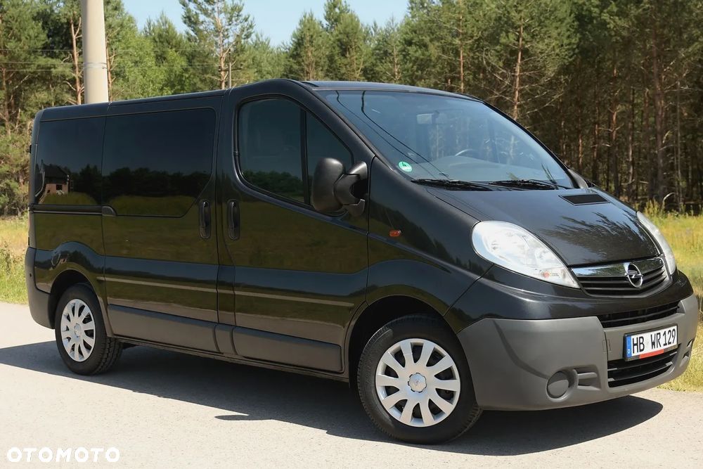 Opel Vivaro - 11