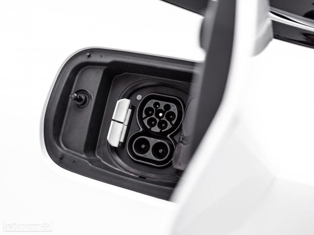 BMW i4 eDrive40 Pack Desportivo M - 15