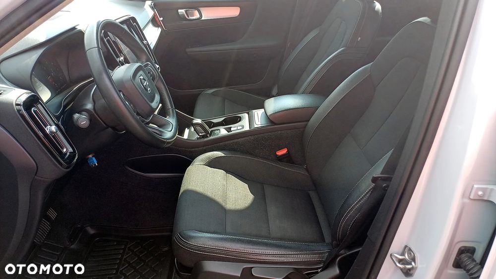 Volvo XC 40 D3 AWD Momentum - 18