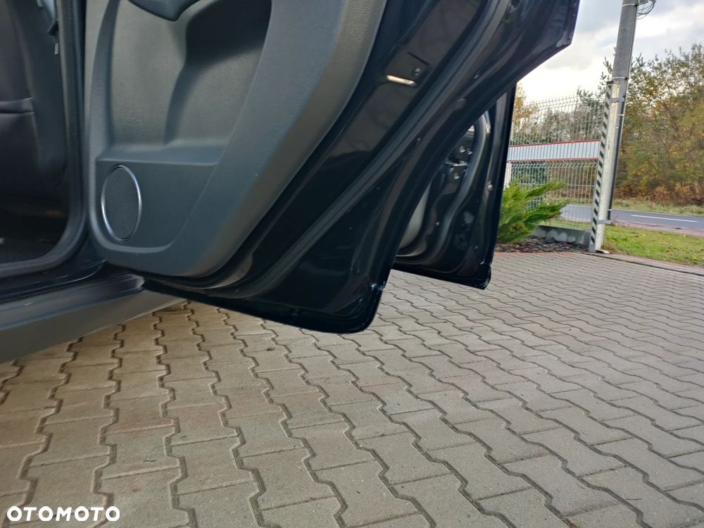 Ford Kuga 2.0 TDCi Titanium - 25