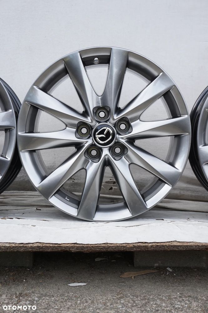 Mazda OE 5x114,3 17 7,5J et50 9965167570 stan bdb - 5