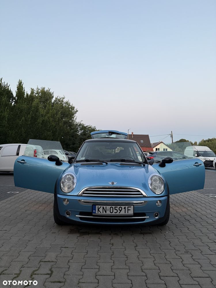MINI Cooper Standard - 3