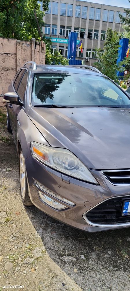 Ford Mondeo 2.0 EcoBoost Powershift Titanium - 3