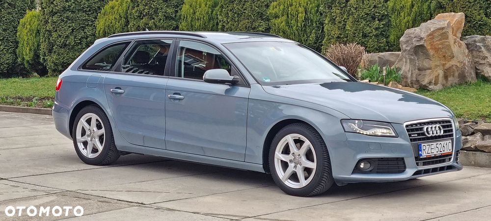 Audi A4 Avant 2.0 TDI DPF quattro Attraction - 37