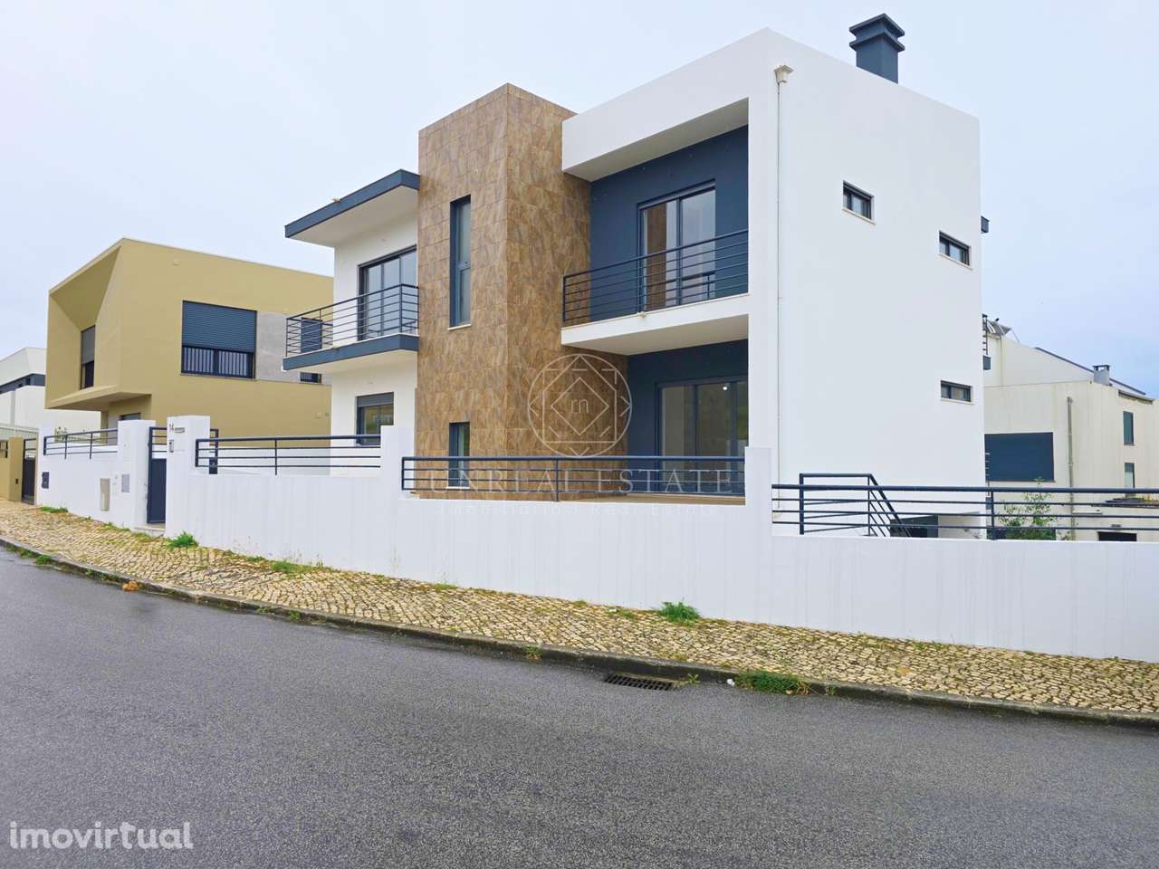 Moradia Isolada T5 Venda em Laranjeiro e Feijó,Almada - Grande imagem: 2/6