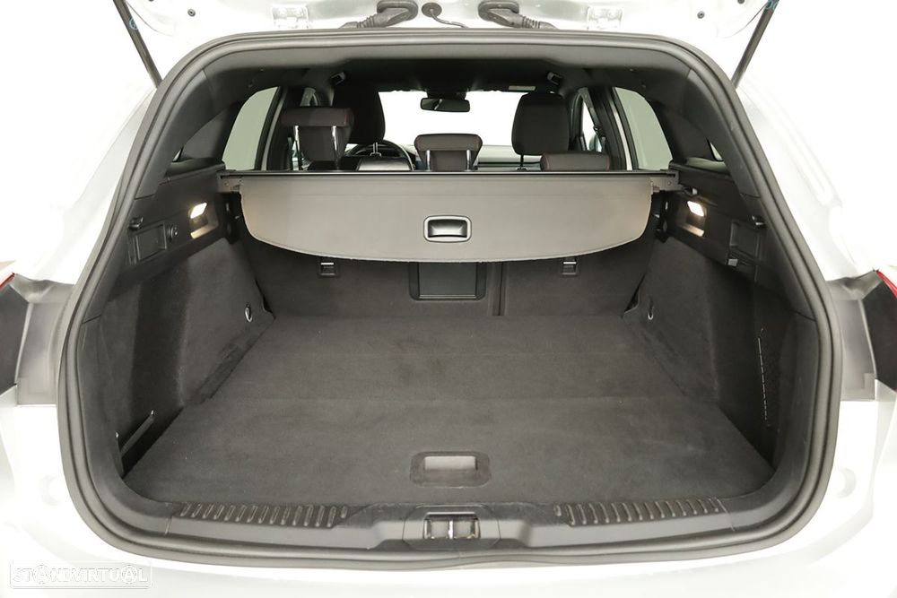 Ford Focus SW 1.0 EcoBoost MHEV ST-Line X Aut. - 23