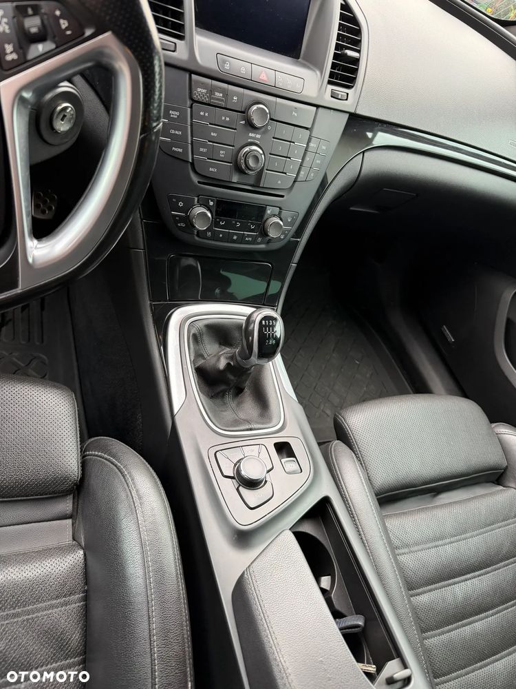 Opel Insignia 2.0 T Sport 4x4 - 12
