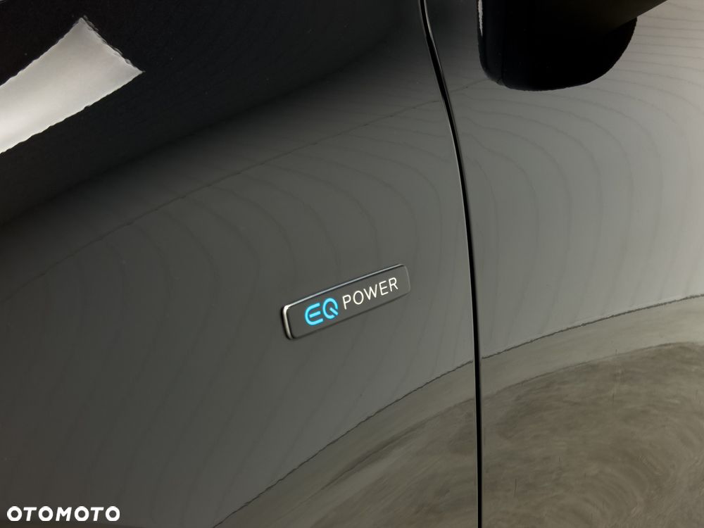 Mercedes-Benz CLA 250 E AMG Line 8G-DCT - 12