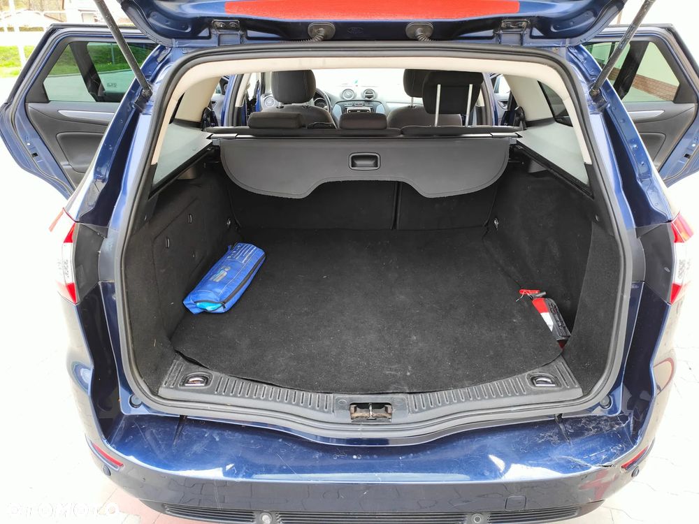 Ford Mondeo - 7