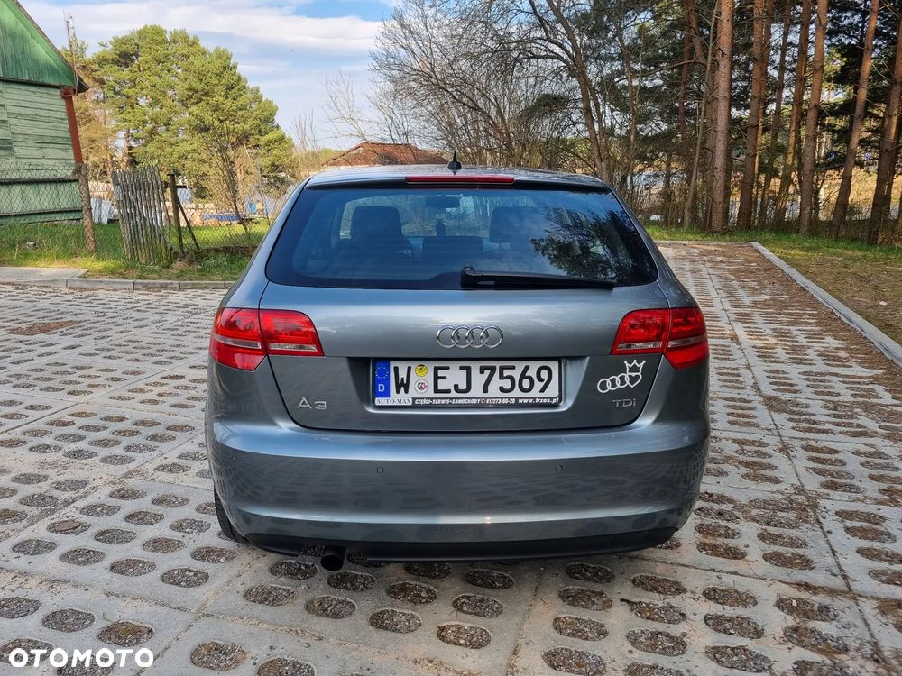 Audi A3 Sportback 2.0 TDI DPF Ambiente - 9