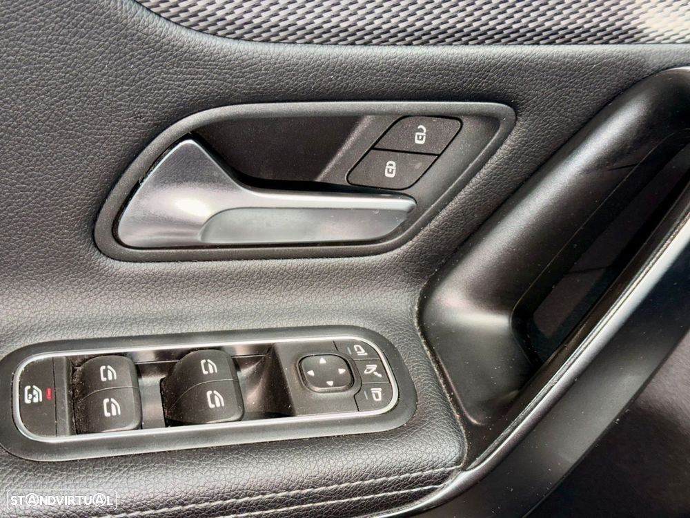 Mercedes-Benz A 180 Dynamic Edition - 32